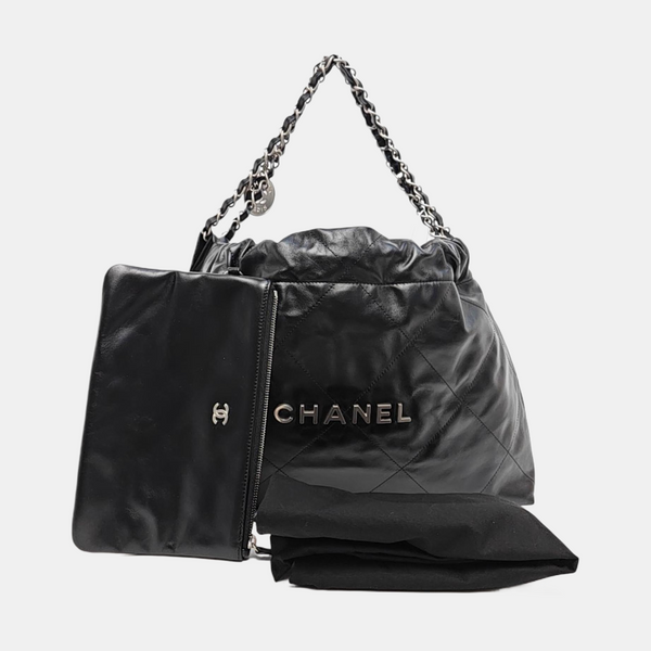 CHANEL 22 Medium Quilted Calfskin Black