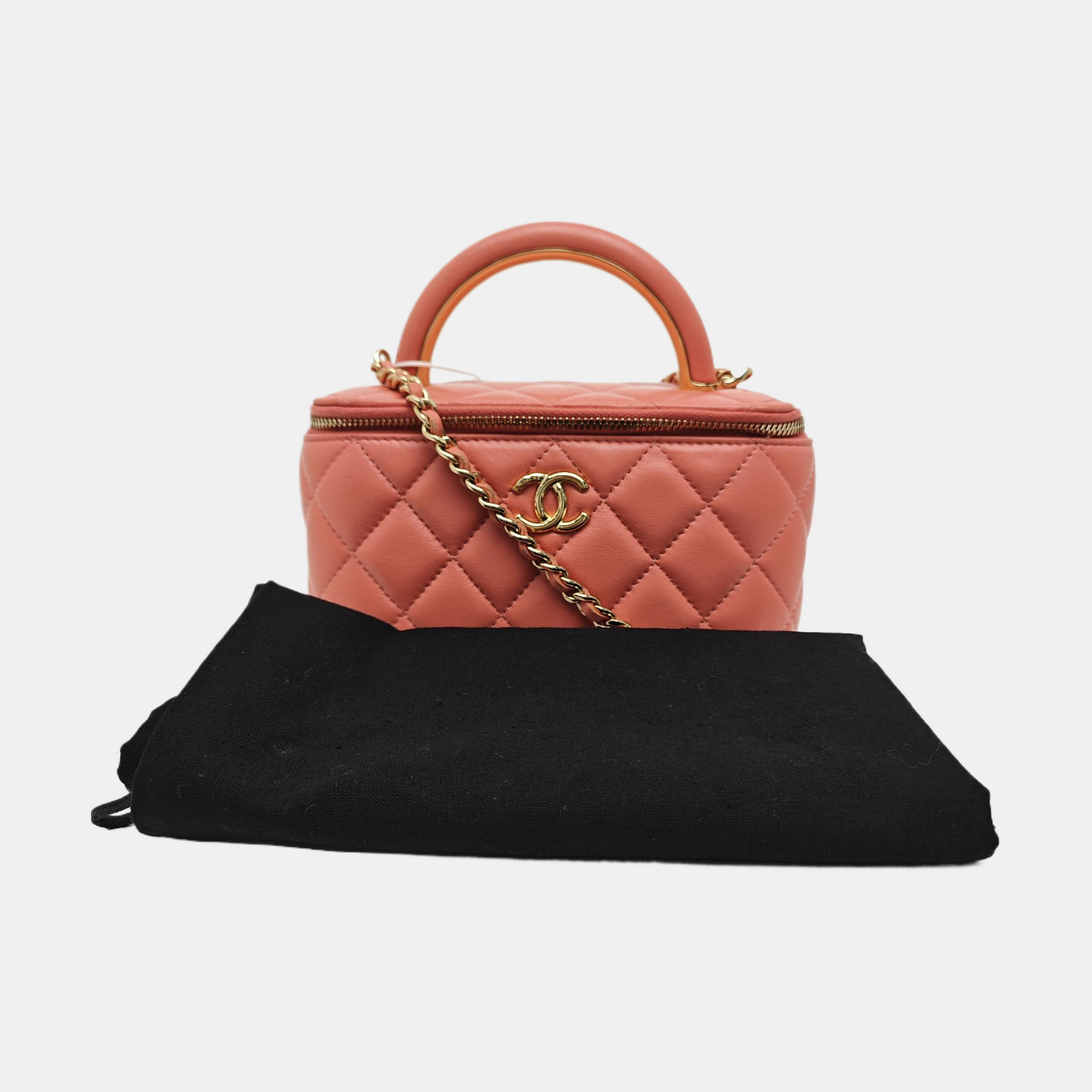 VANITY CASE Small Quilted Lambskin Pink