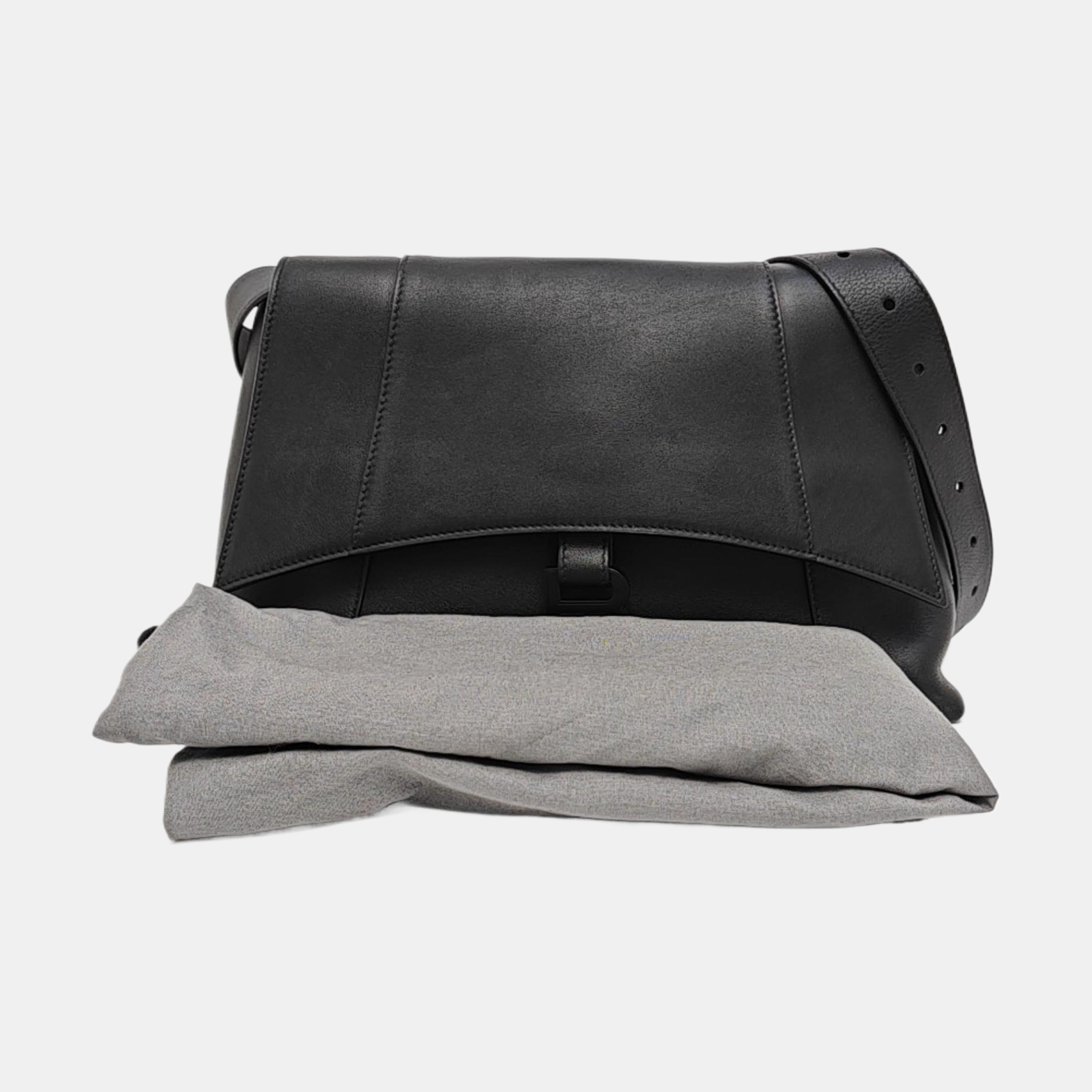 Downtown Medium Calfskin Black