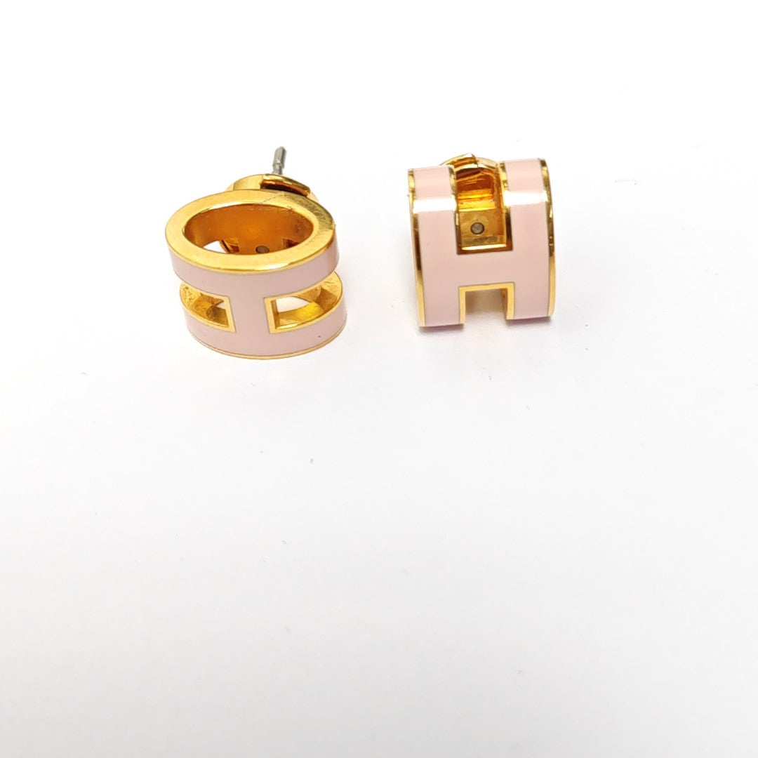 Pop H Metal Red Stud Earrings