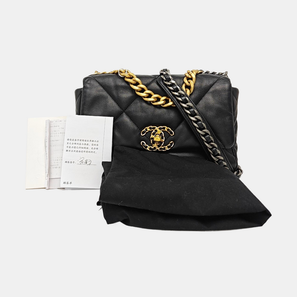 CHANEL 19 Small Quilted Lambskin Black