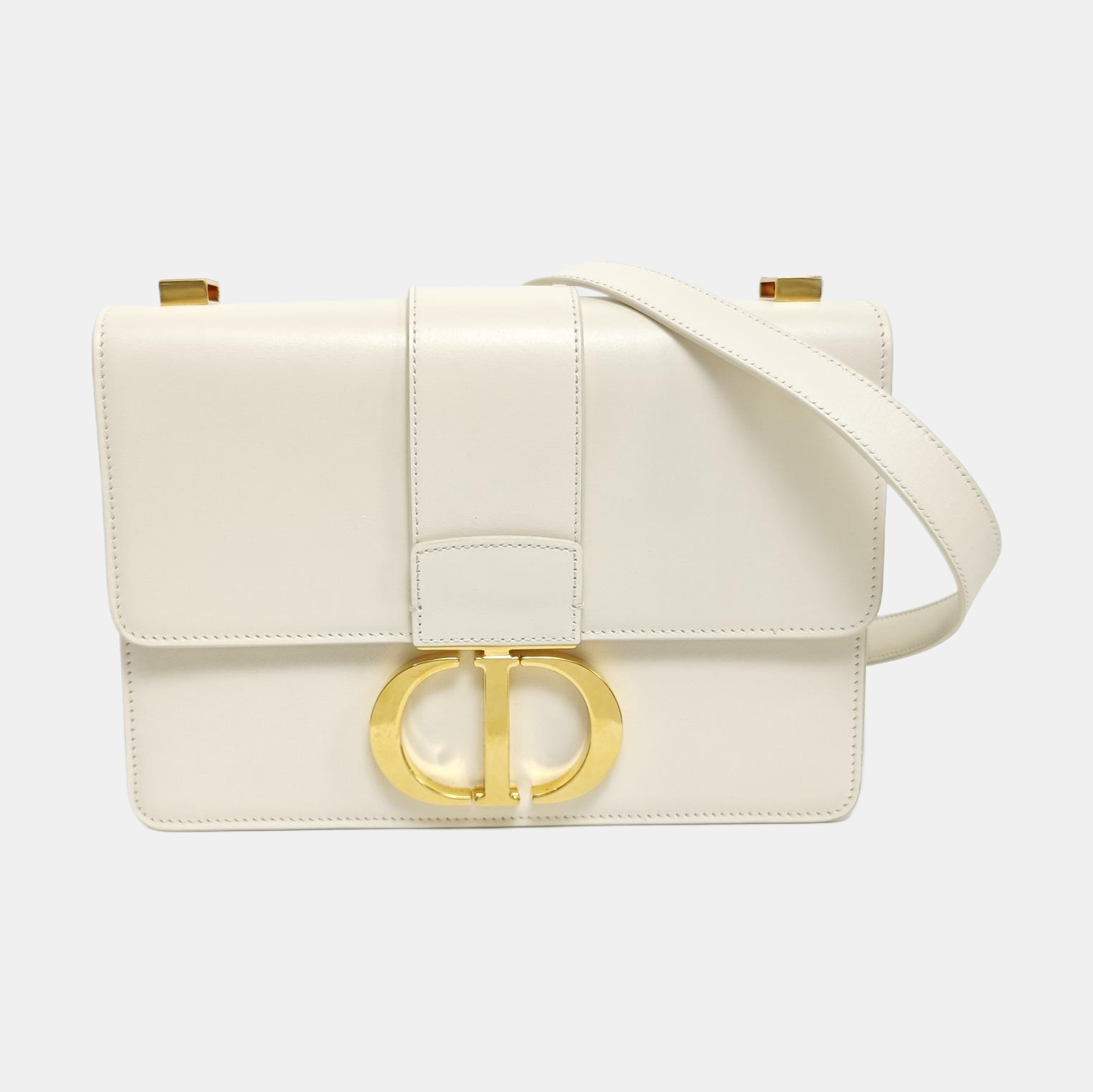 Authenticated pre-owned  30 Montaigne Calfskin White - Crossbody Bag at Looply