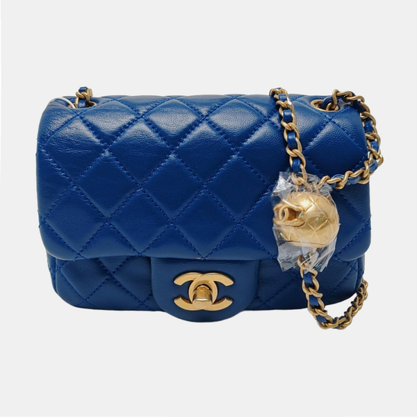 CLASSIC FLAP Mini Quilted Lambskin Blue