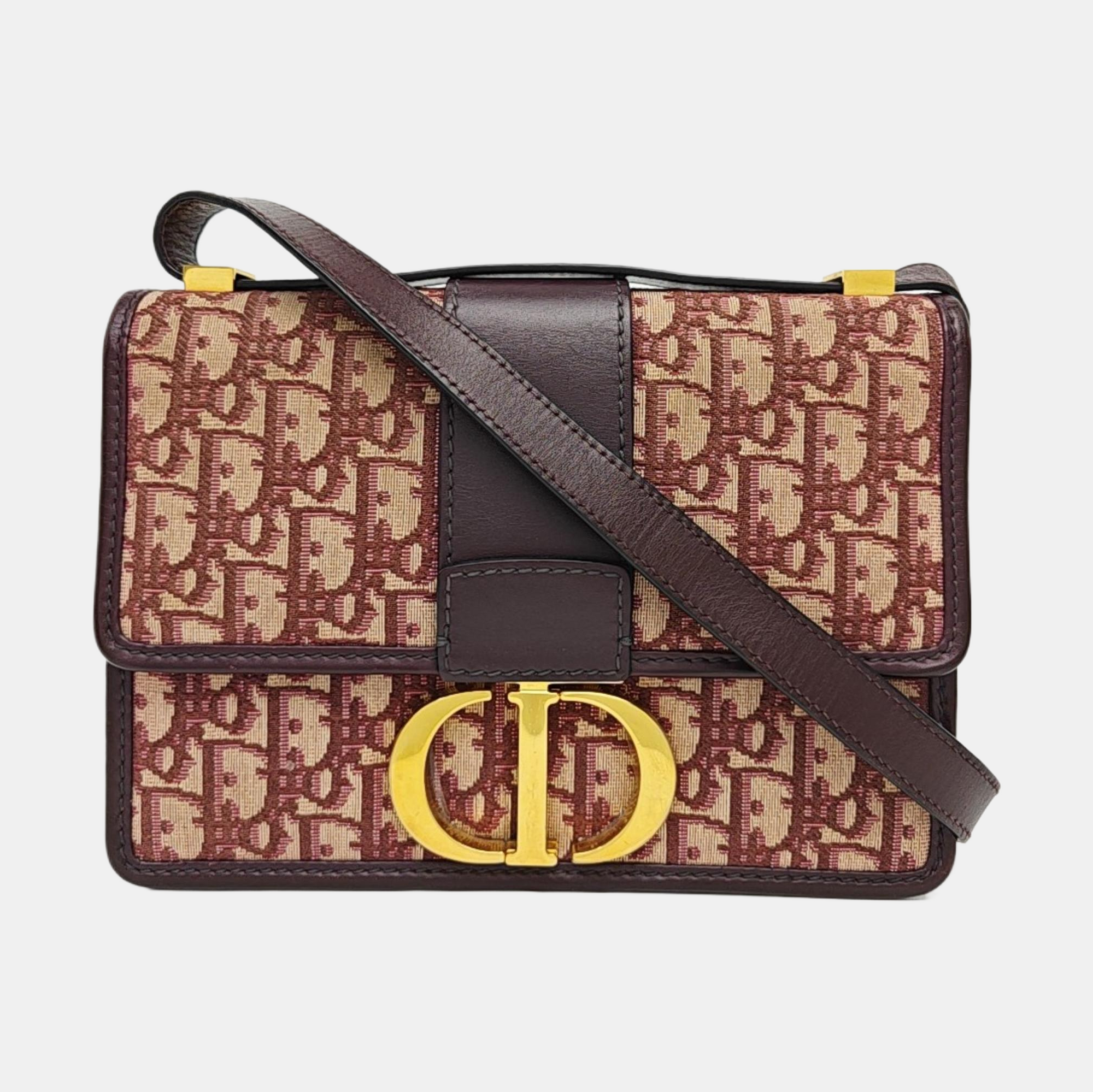 30 Montaigne Oblique Canvas Red