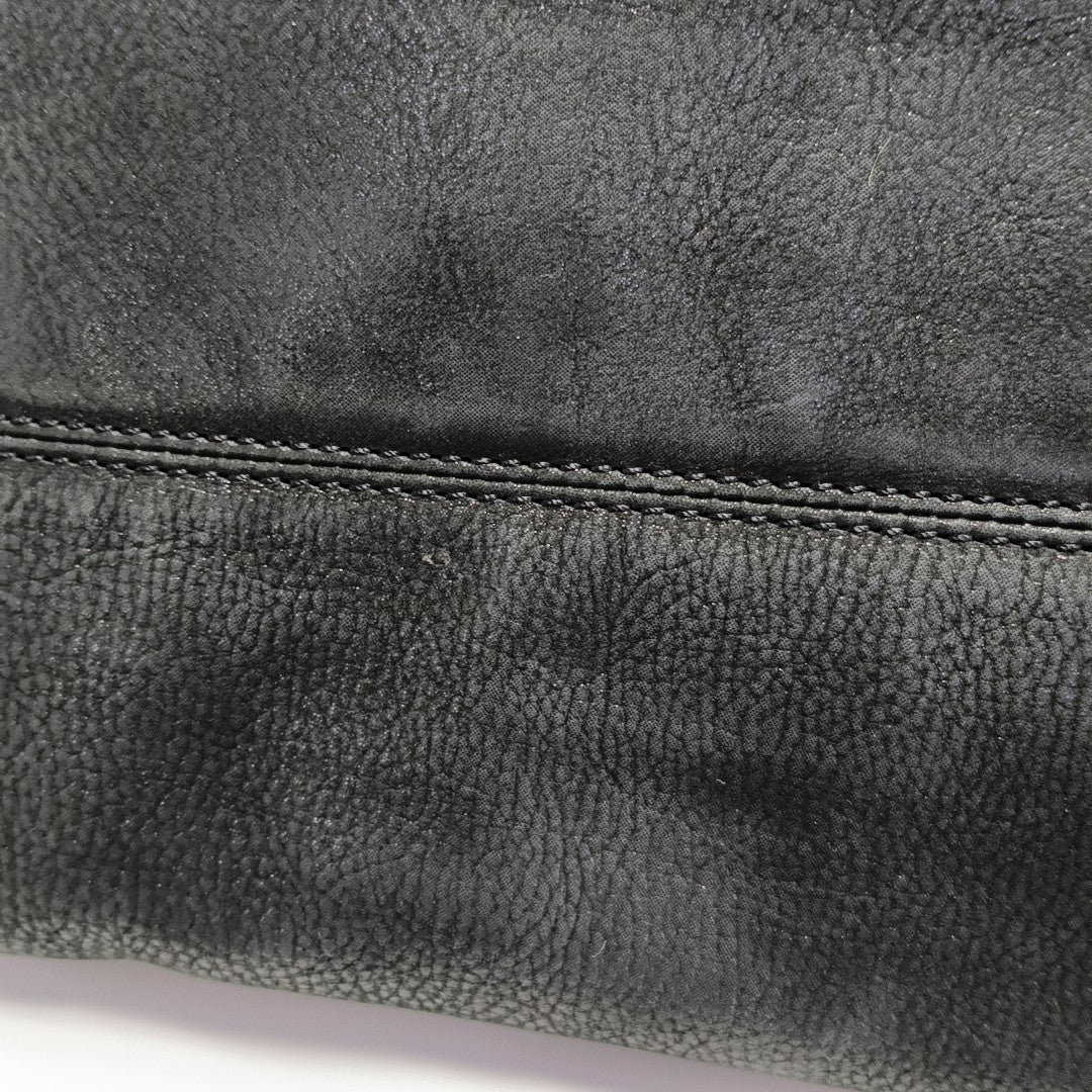 Bolso tote de piel de becerro negro