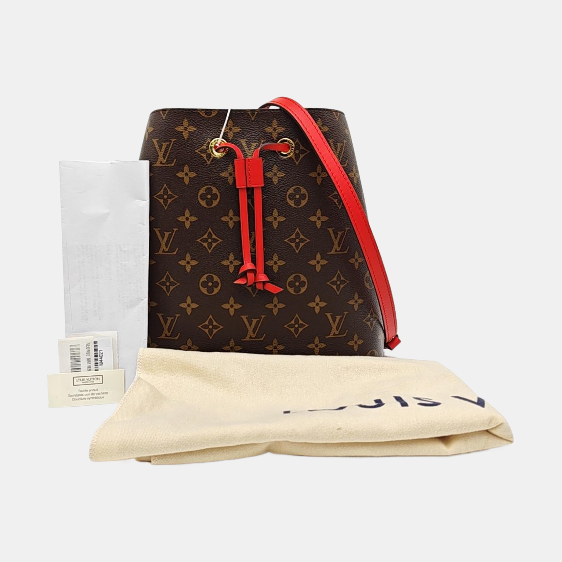 NÉONOÉ MM Monogram Coated Canvas Brown