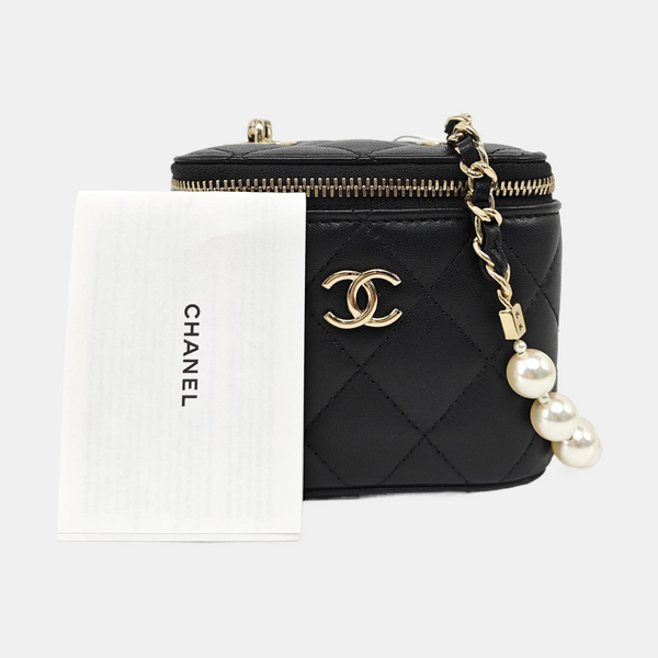 VANITY CASE Mini Quilted Lambskin Black