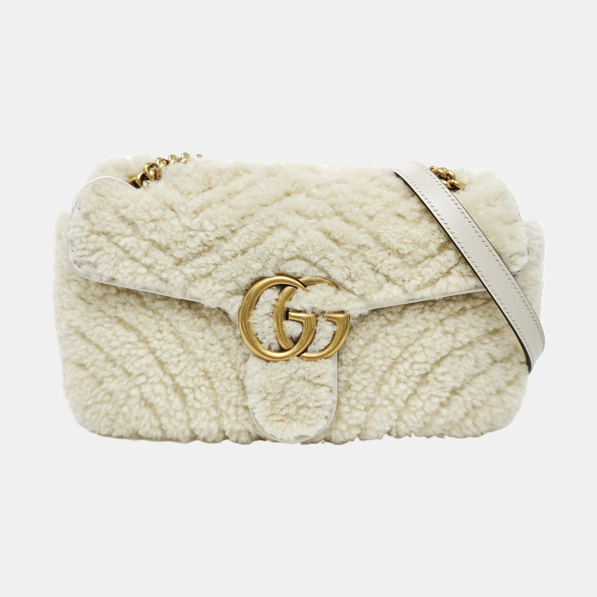 GG Marmont Medium Quilted Sheepskin Beige