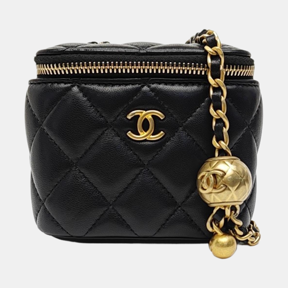 VANITY CASE Mini Quilted Lambskin Black