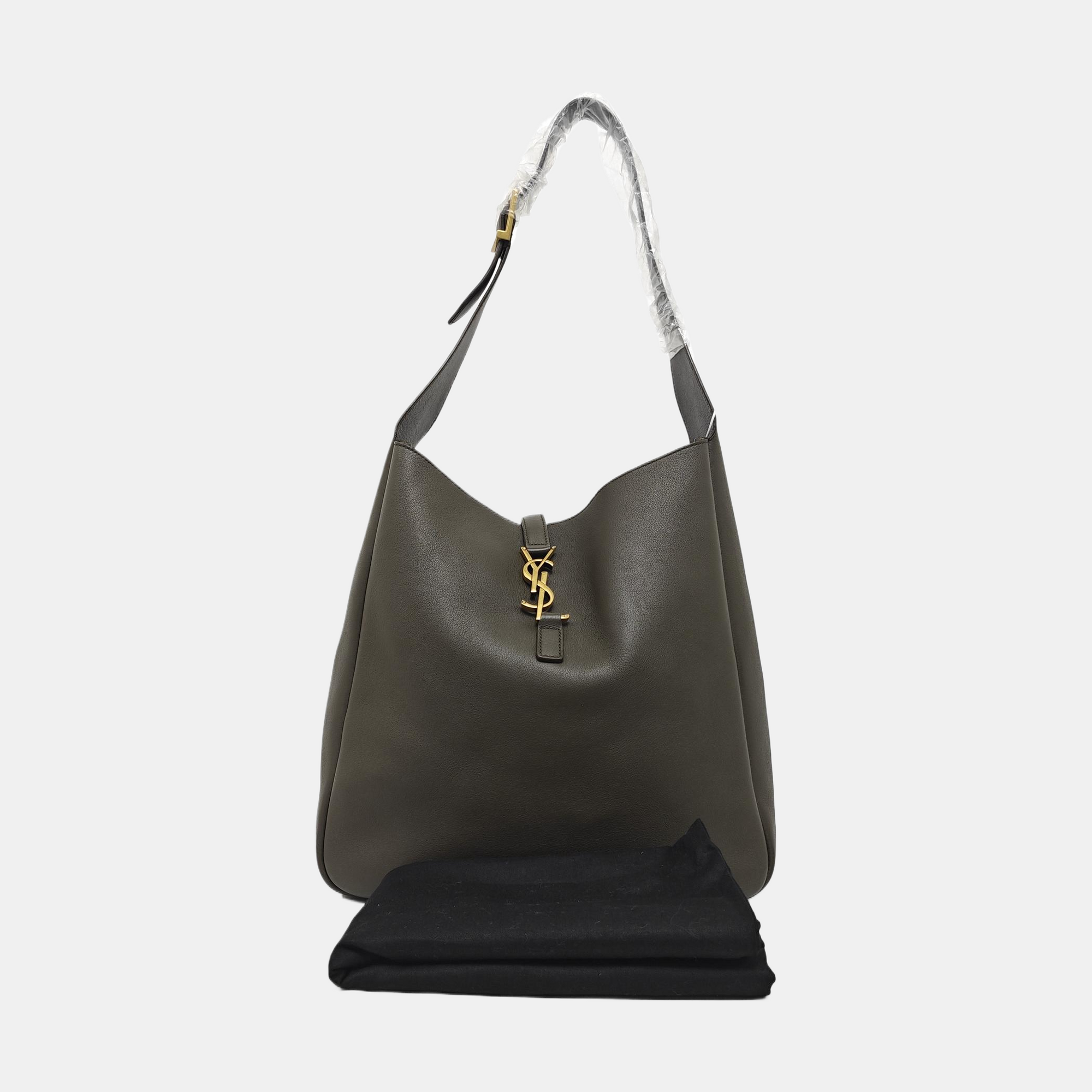 LE 5 À 7 Calfskin Green