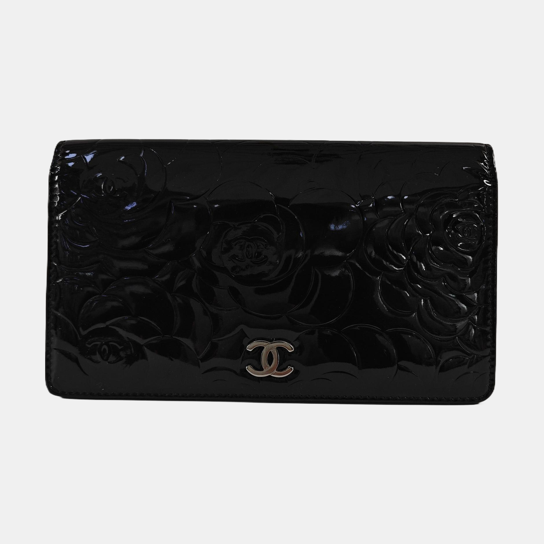 WOC Patent Calfskin Black Wallet