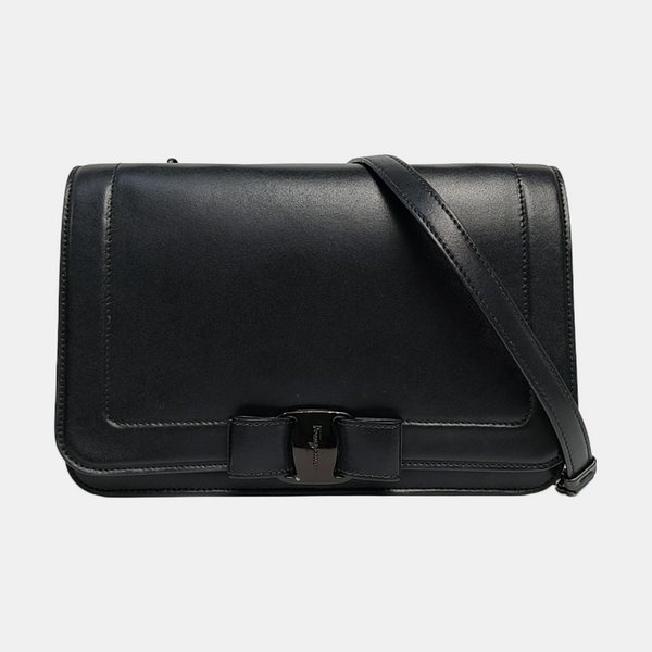 Vara Medium Calfskin Black