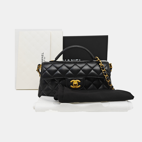 Quilted Lambskin Shoulder Bag Black