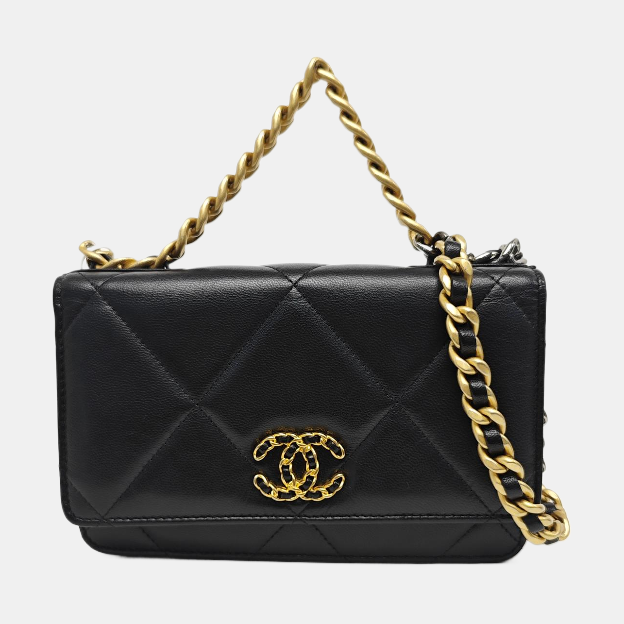 CHANEL 19 WOC Quilted Lambskin Black
