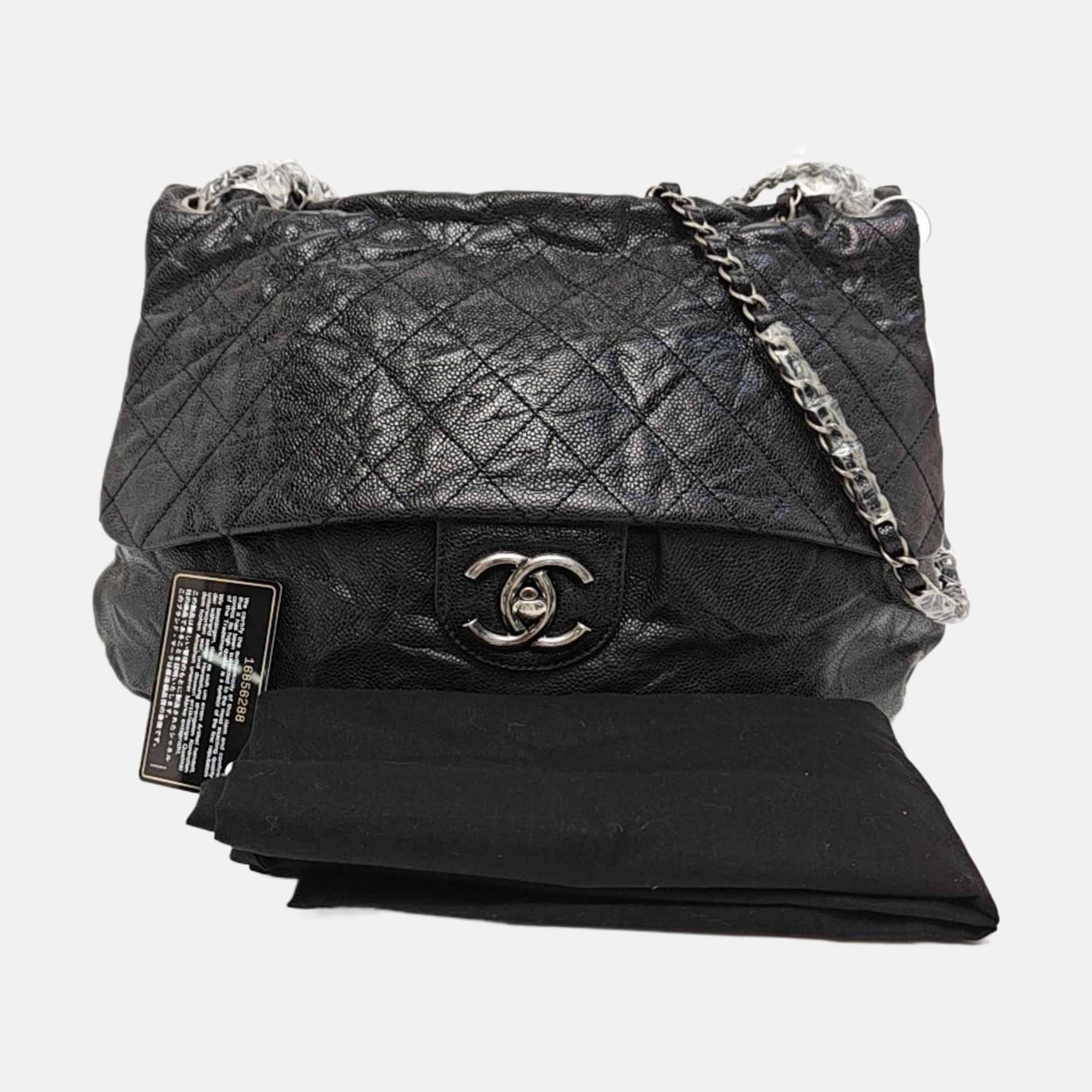 Quilted Grained Calfskin Shoulder Bag Black