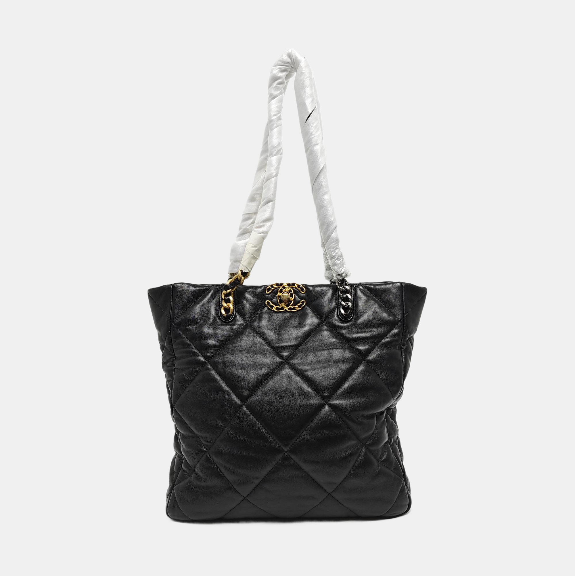 CHANEL 19 Large Quilted Lambskin Black