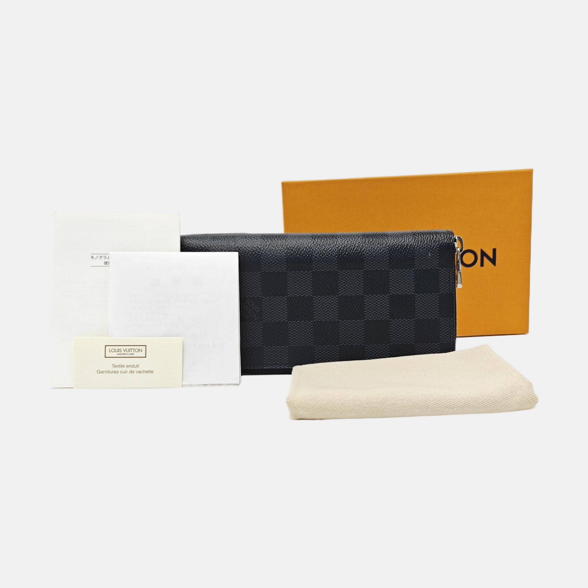 ZIPPY Damier Graphite Coated Canvas Gray