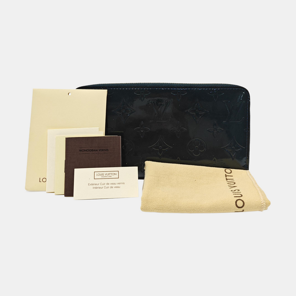 ZIPPY Patent Leather Green Wallet