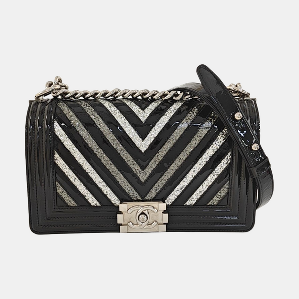 BOY CHANEL Medium Chevron Patent Leather Black