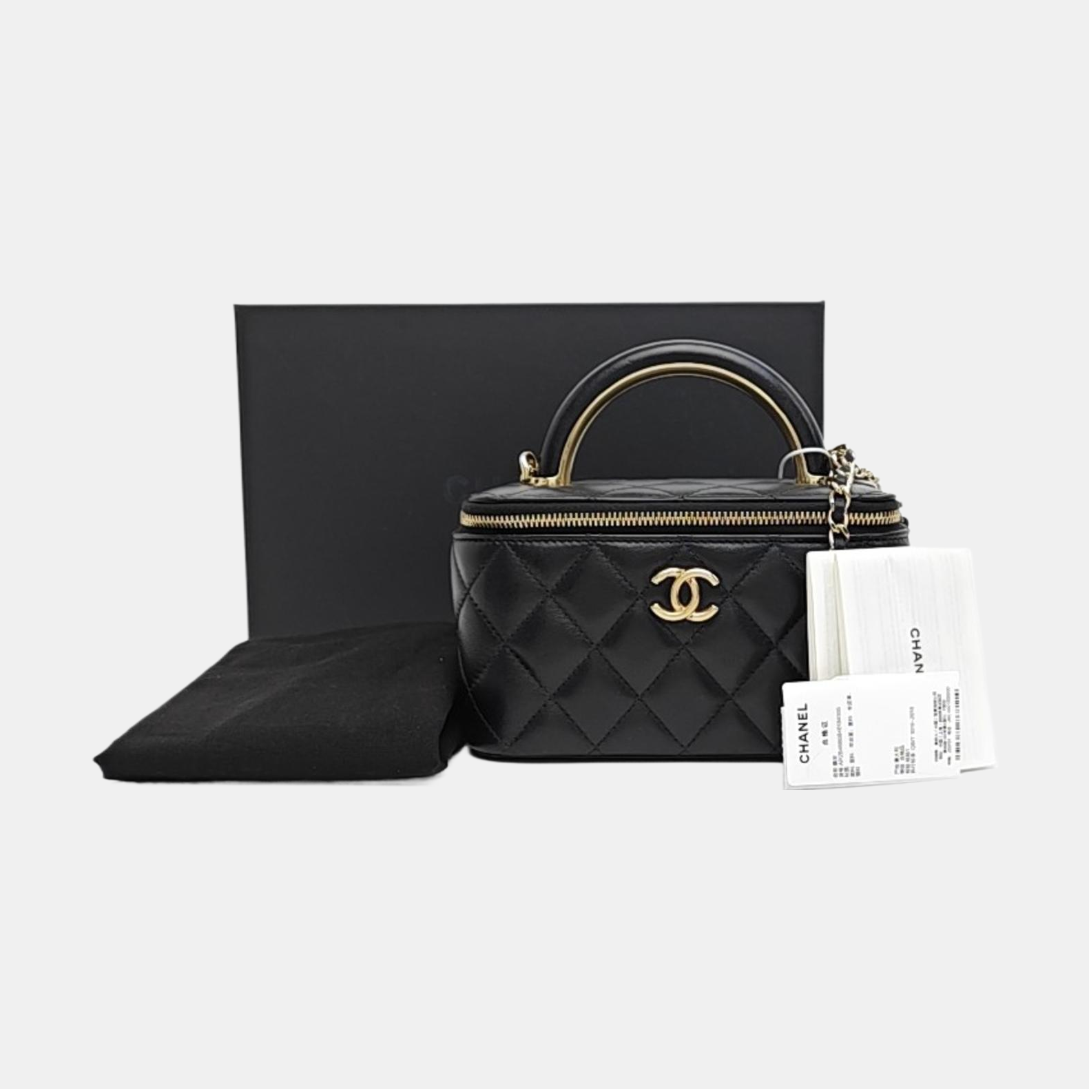 VANITY CASE Small Quilted Lambskin Black