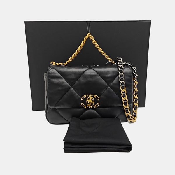 CHANEL 19 Small Quilted Lambskin Black