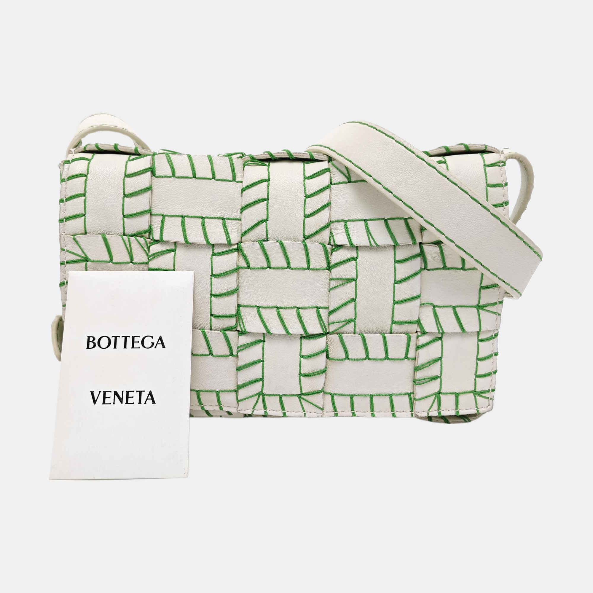 Cassette Medium Quilted Lambskin White
