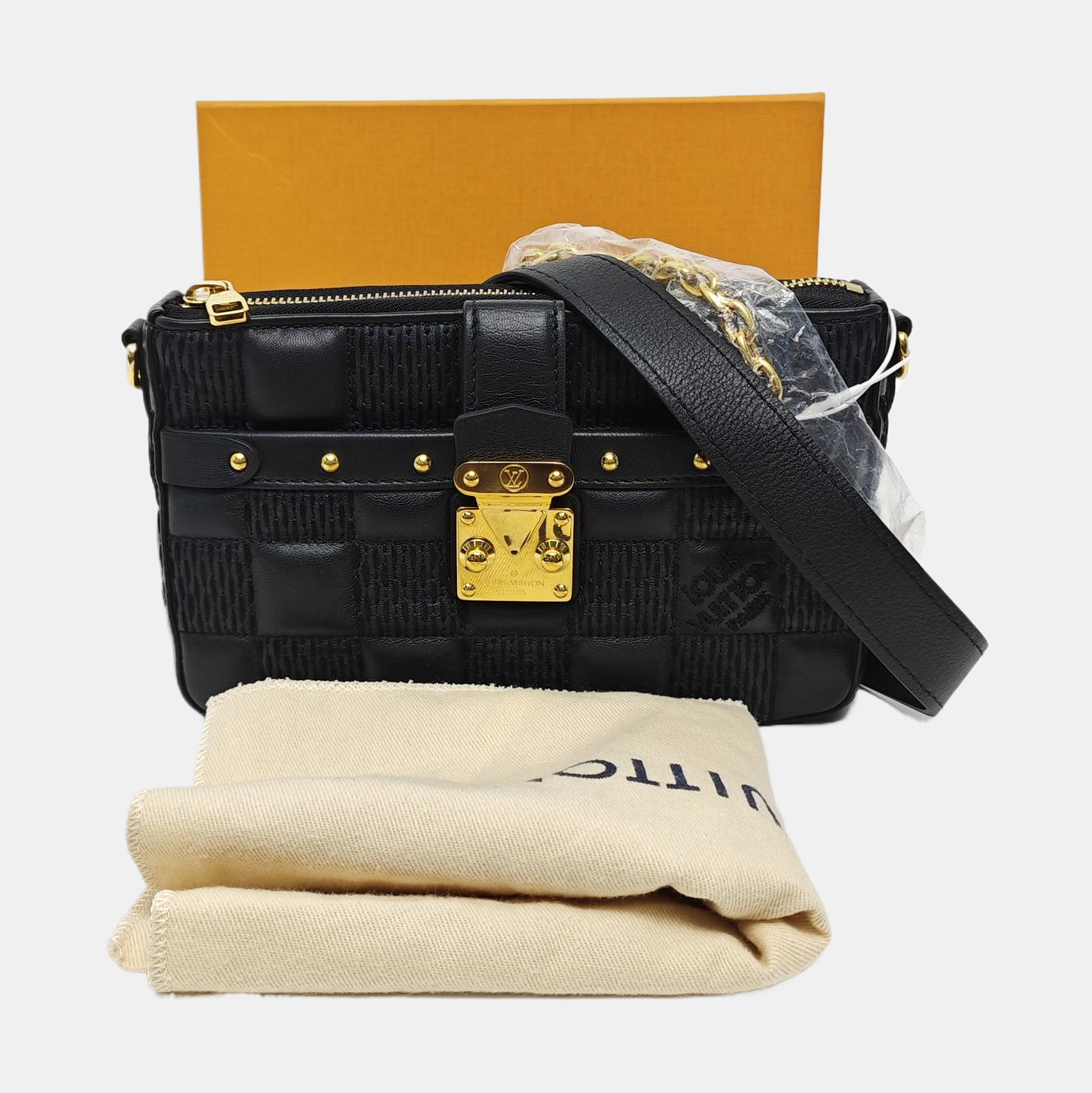 TROCA Lambskin Black