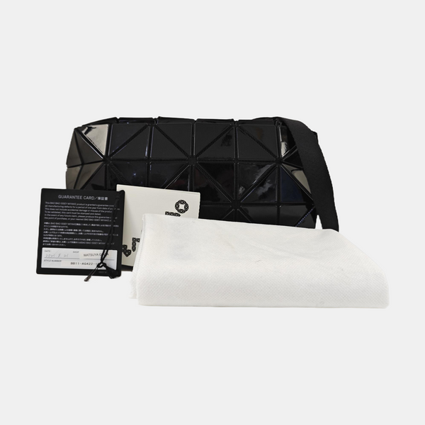 Special Material Shoulder Bag Black