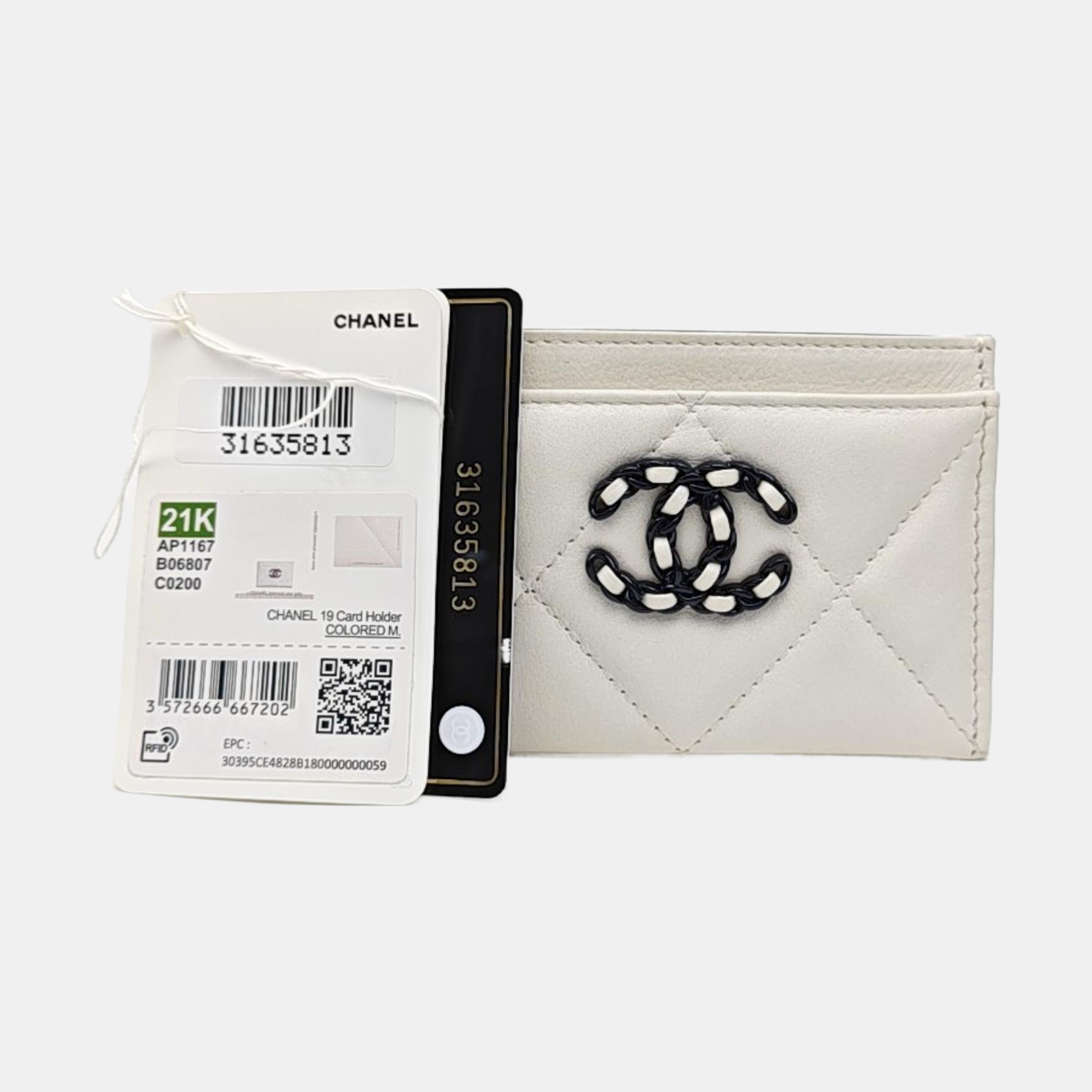 CHANEL 19 Small Quilted Calfskin White Card Holder