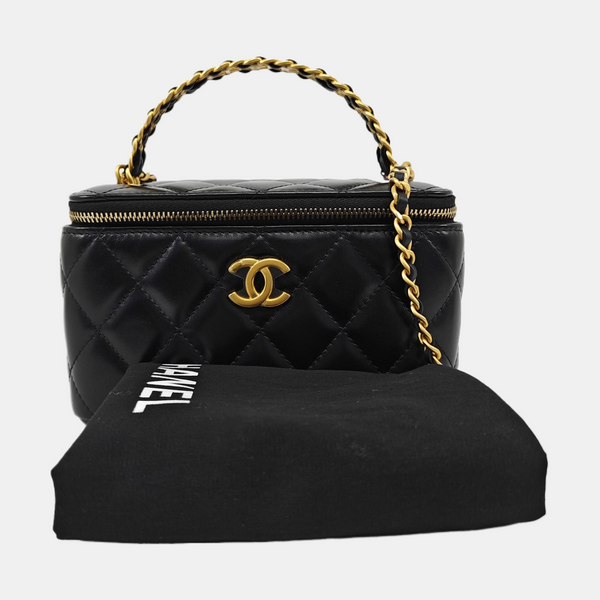 VANITY CASE Small Quilted Lambskin Black