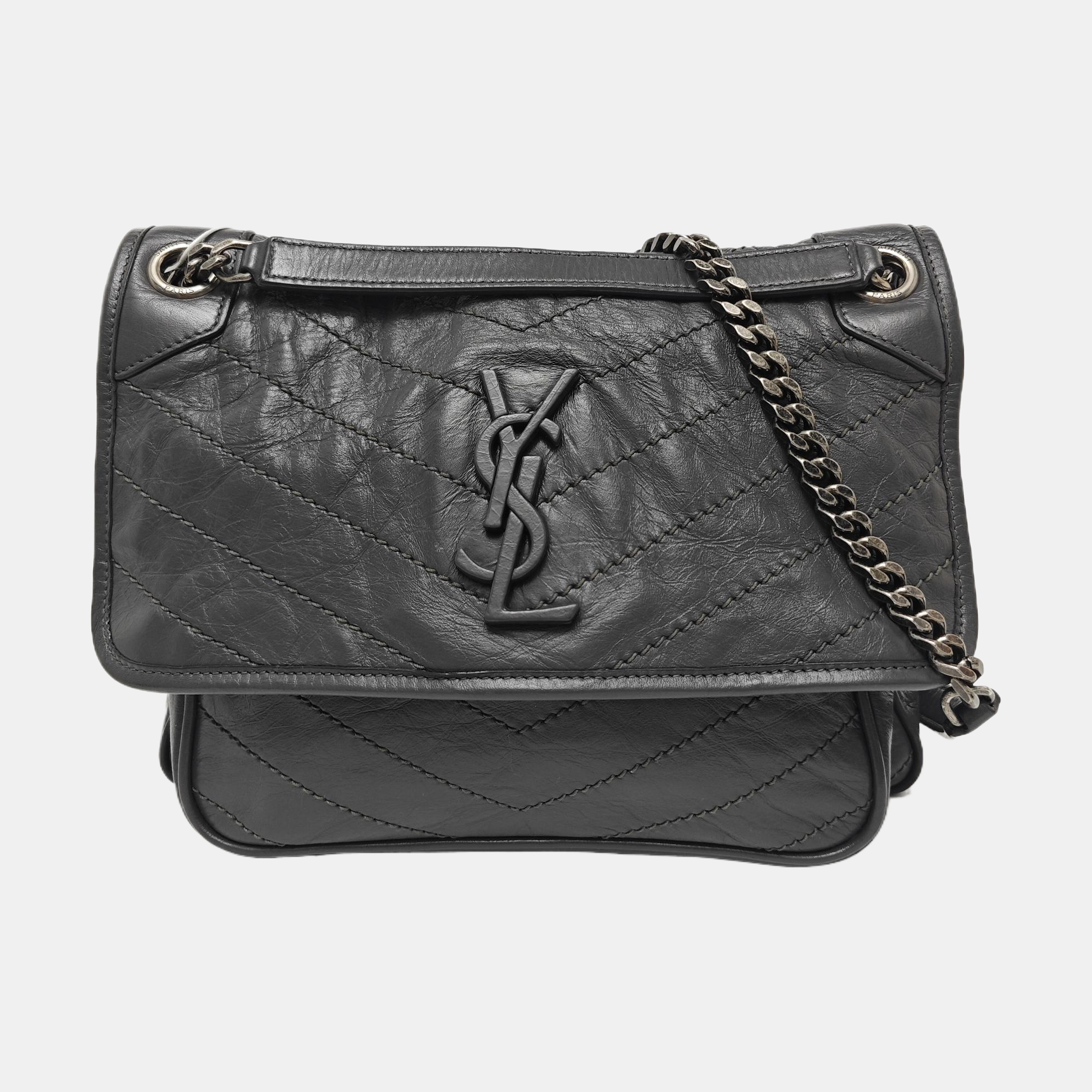NIKI Medium Chevron Calfskin Gray