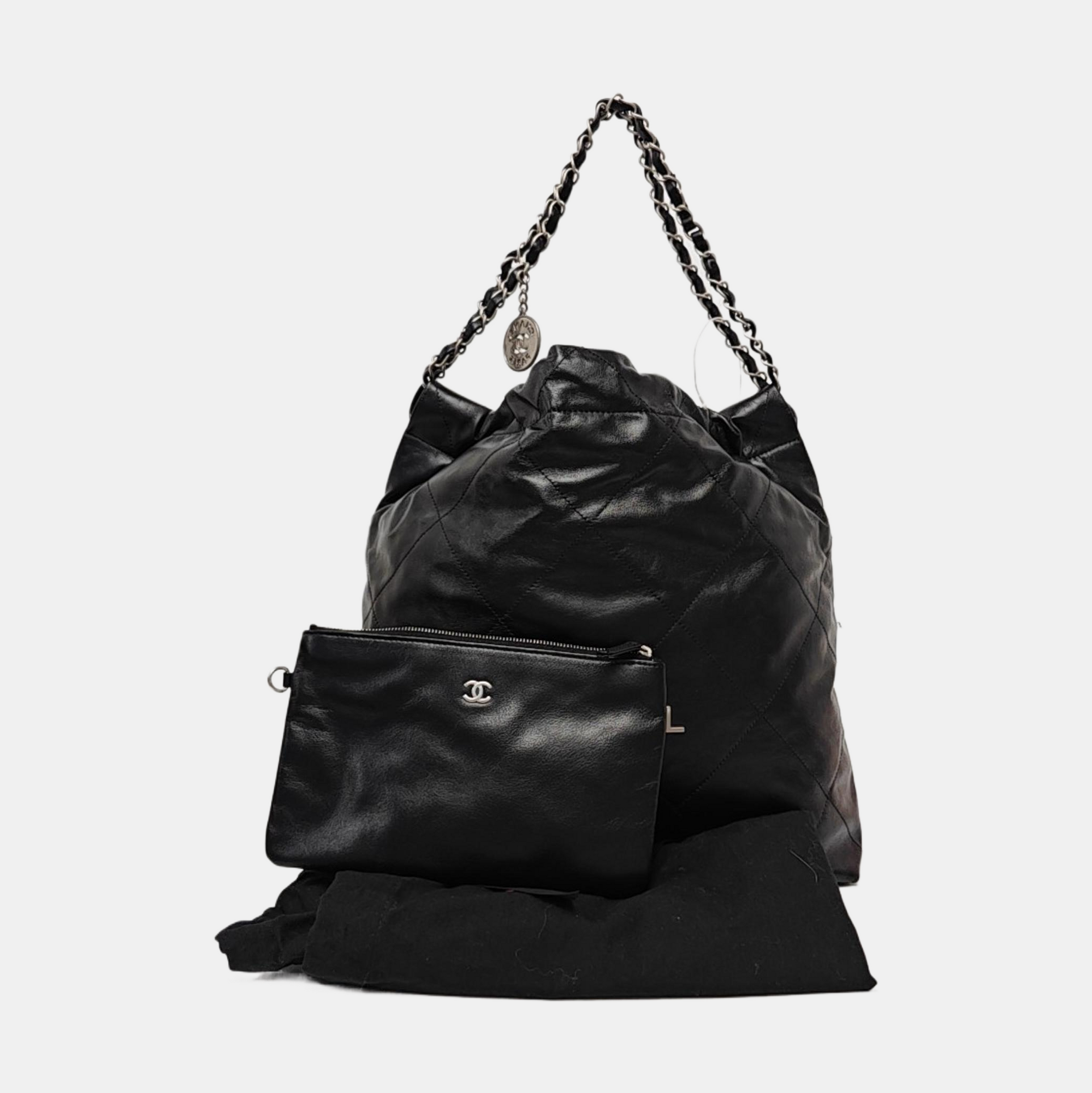 CHANEL 22 Small Quilted Calfskin Black