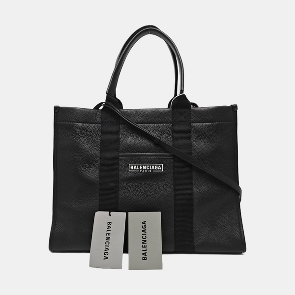 Calfskin Shoulder Bag Medium Black