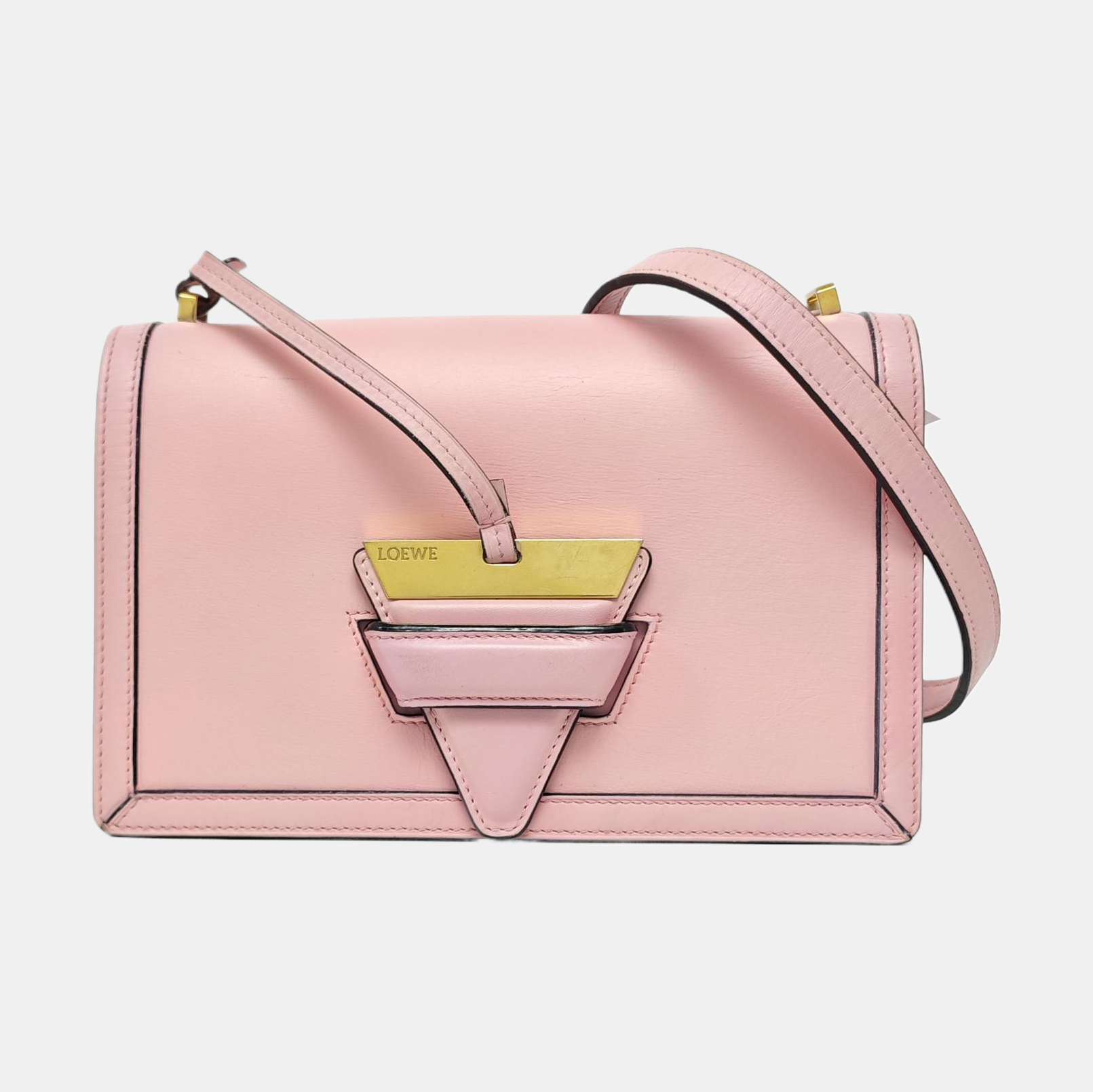 Authenticated pre-owned  Barcelona Medium Calfskin Pink - Crossbody Bag at Looply