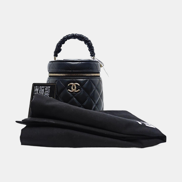 Authenticated pre-owned  TRENDY CC Quilted Lambskin Black - Top Handle Bag at Looply