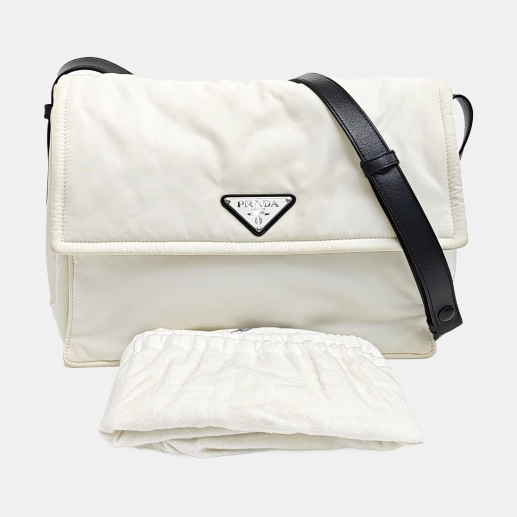 Invite Large Nylon White