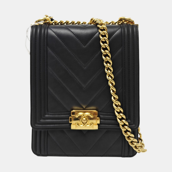 BOY CHANEL Mini Chevron Calfskin Black