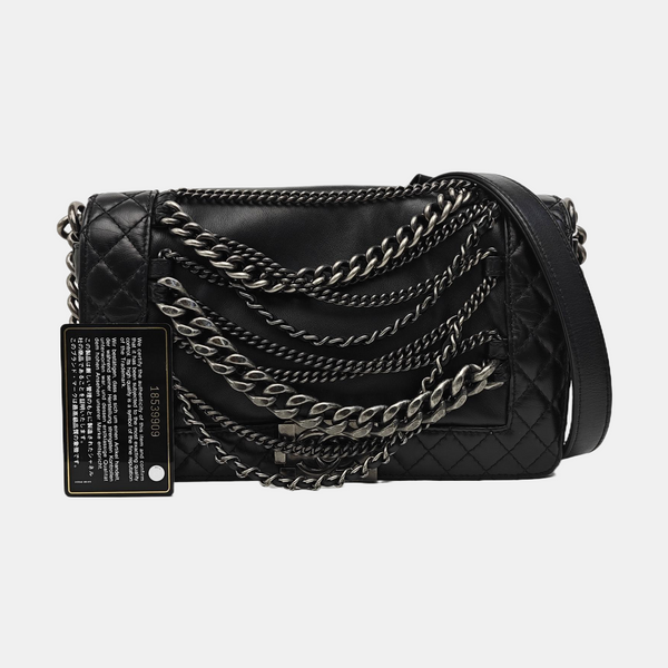 BOY CHANEL Medium Calfskin Black