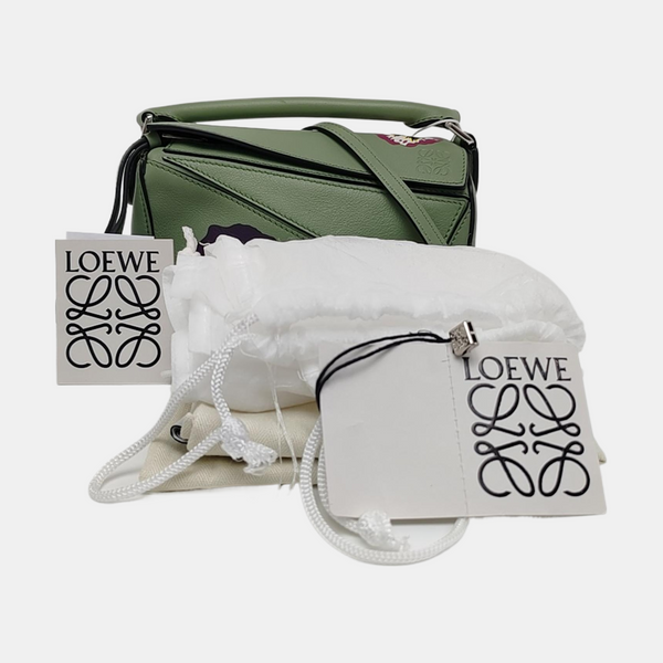 Authenticated pre-owned  Puzzle Mini Calfskin Green - Shoulder Bag at Looply