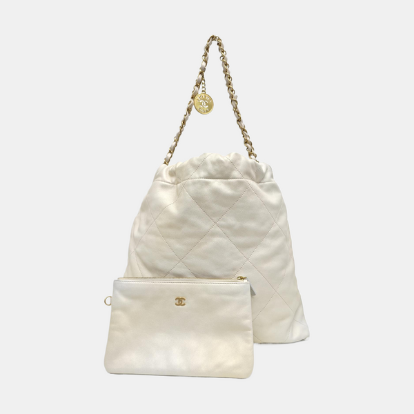 CHANEL 22 Medium Quilted Calfskin White
