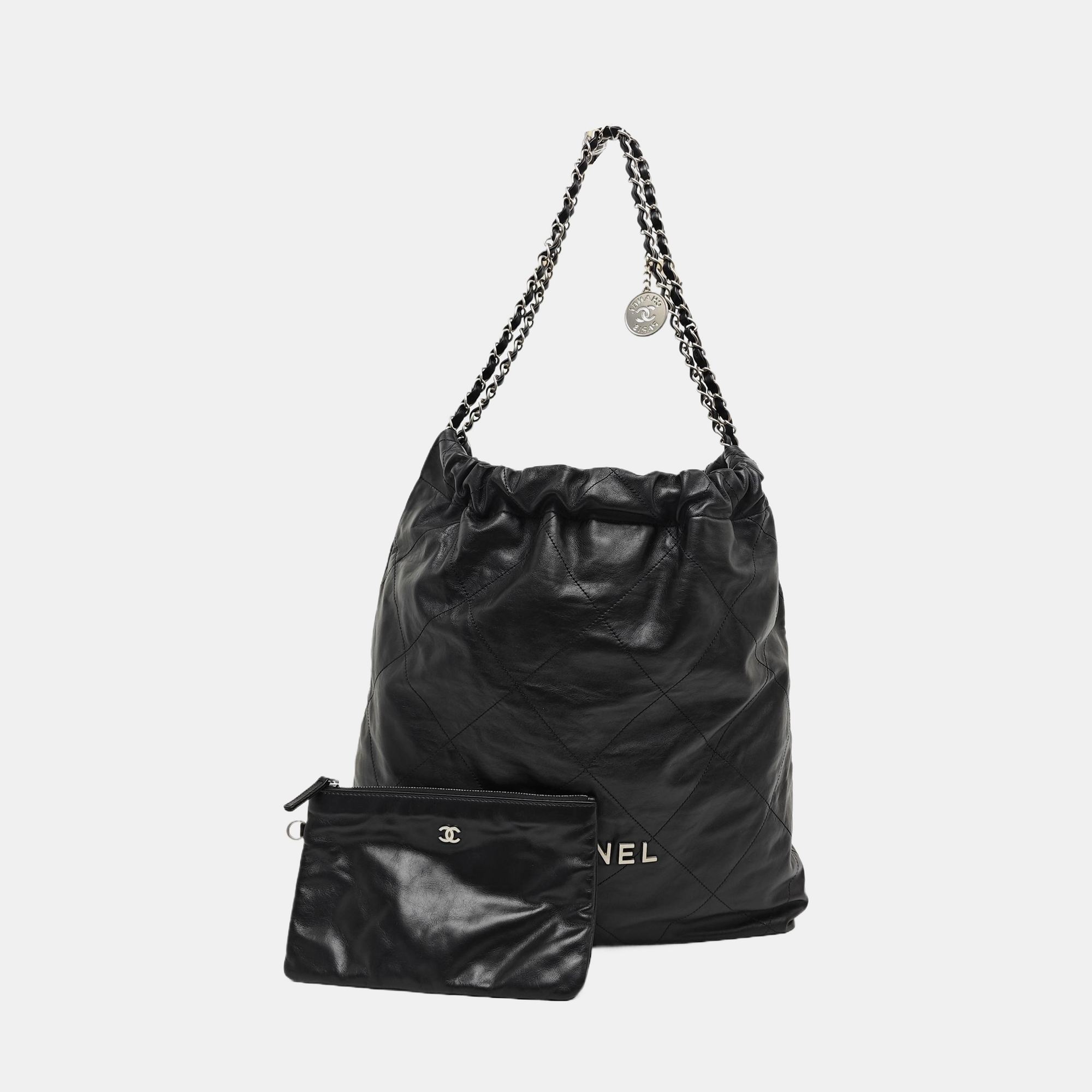 CHANEL 22 Medium Quilted Calfskin Black