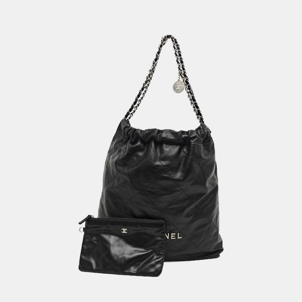 CHANEL 22 Medium Quilted Calfskin Black