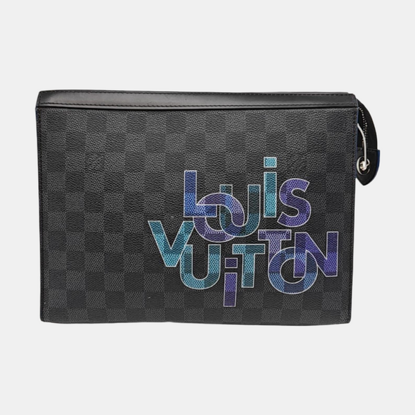 Pochette Voyag MM Damier Graphite Coated Canvas Gray
