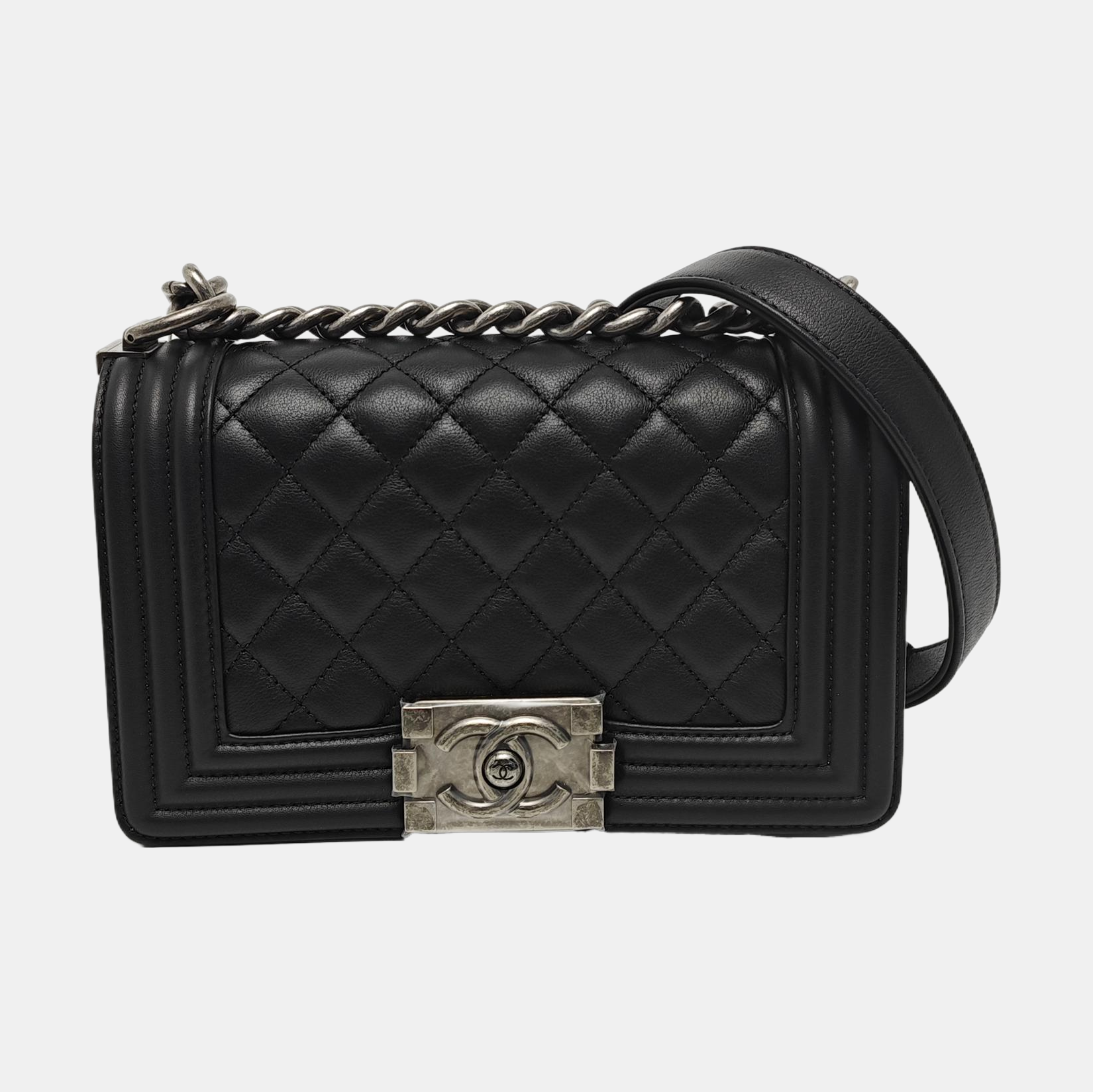 BOY CHANEL Small Quilted Calfskin Black