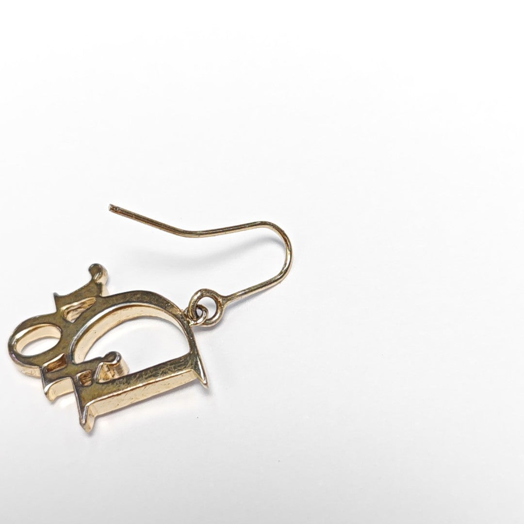 Metal Gold Stud Earrings