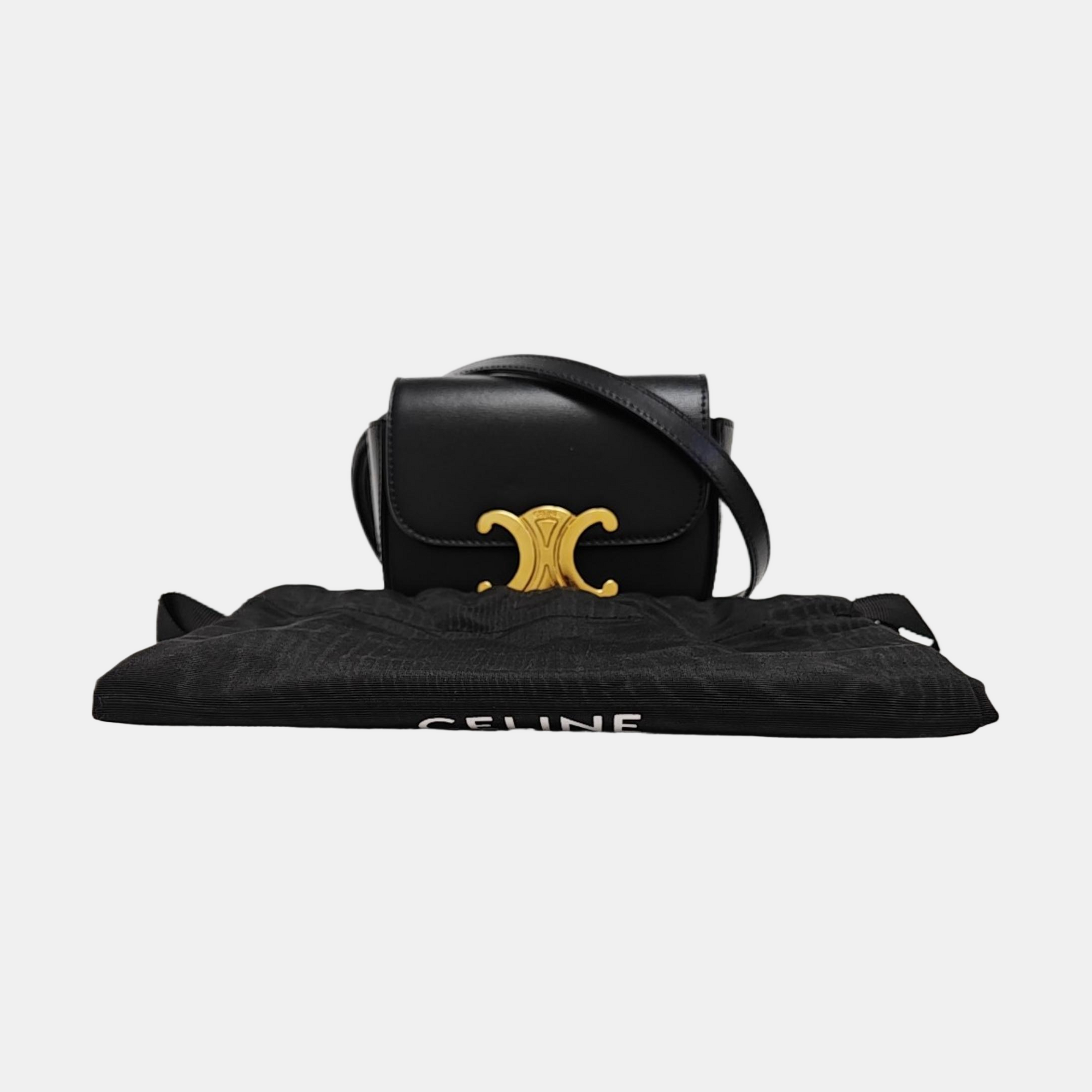 TRIOMPHE Piel de Becerro Negra Minibolso