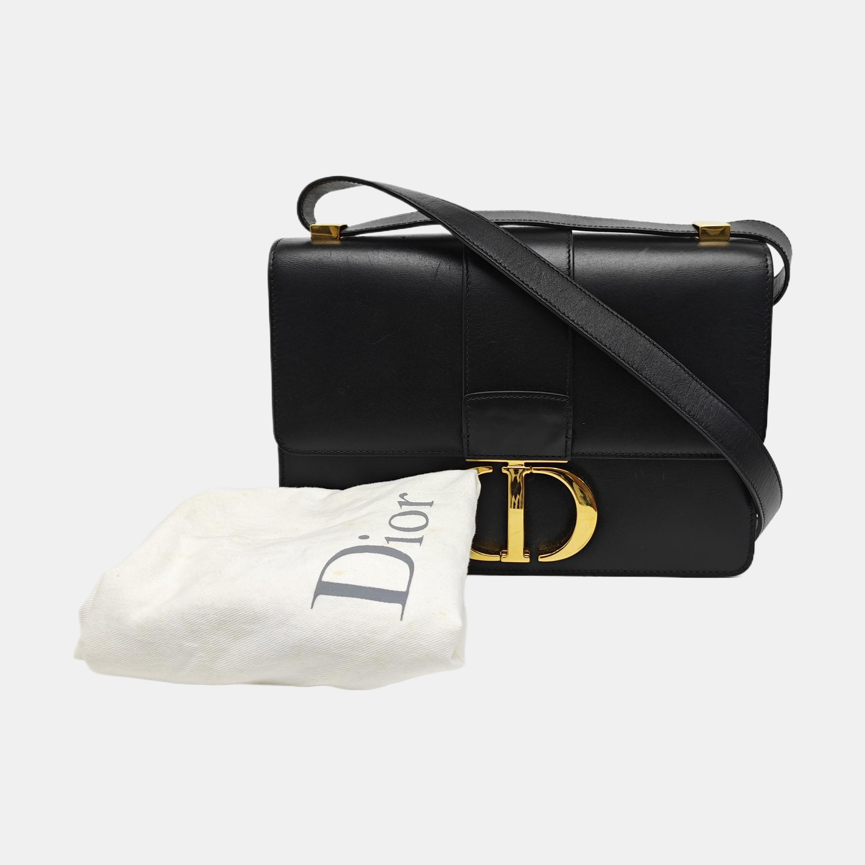 30 Montaigne Calfskin Black