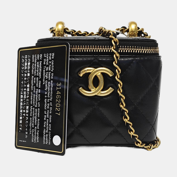 VANITY CASE Mini Quilted Calfskin Black