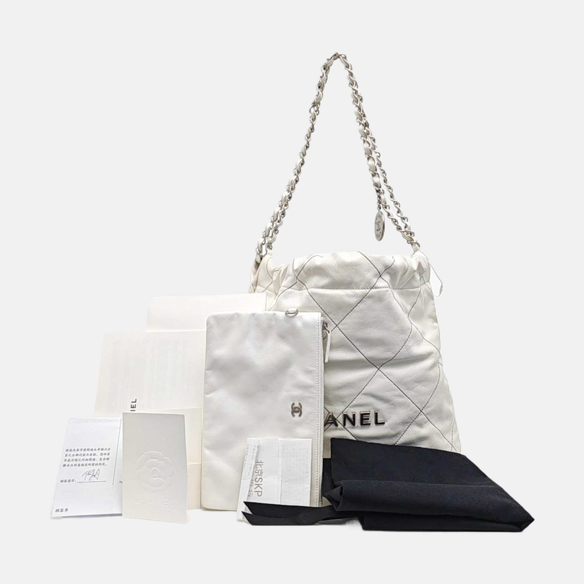 CHANEL 22 Medium Quilted Calfskin White