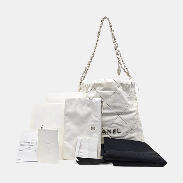 CHANEL 22 Medium Quilted Calfskin White